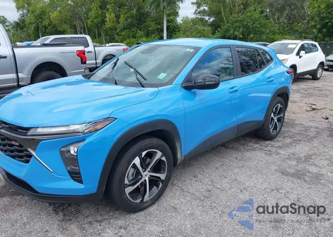 2024 Chevrolet Trax Fwd 1Rs z USA, uszkodzony, nr VIN KL77LGE2XRC182341